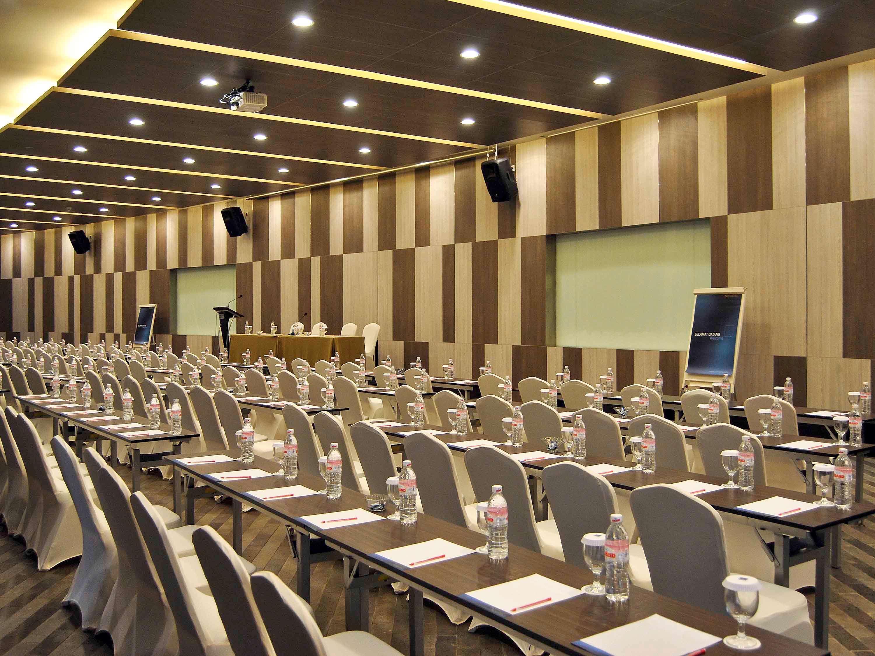 Novotel Lampung Bandar Lampung Zewnętrze zdjęcie